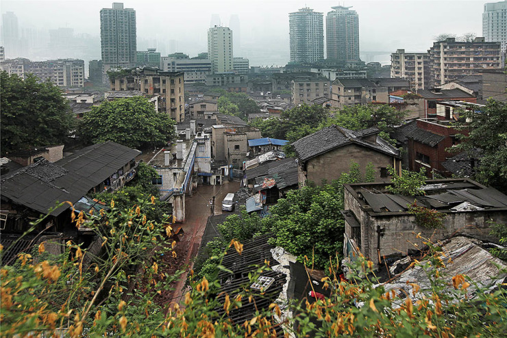 若想要领略真山城,老重庆,十八梯是最好的教科书——这条老街道,连接