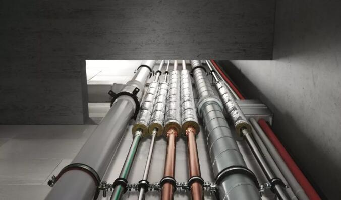 目前,在很多欧美发达国家,大部分的饮用水管道都采用了铜管或不锈钢管