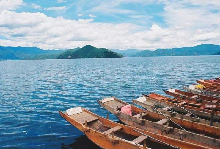 惊艳平湖!当稀有一线湖景遇上绝美园林