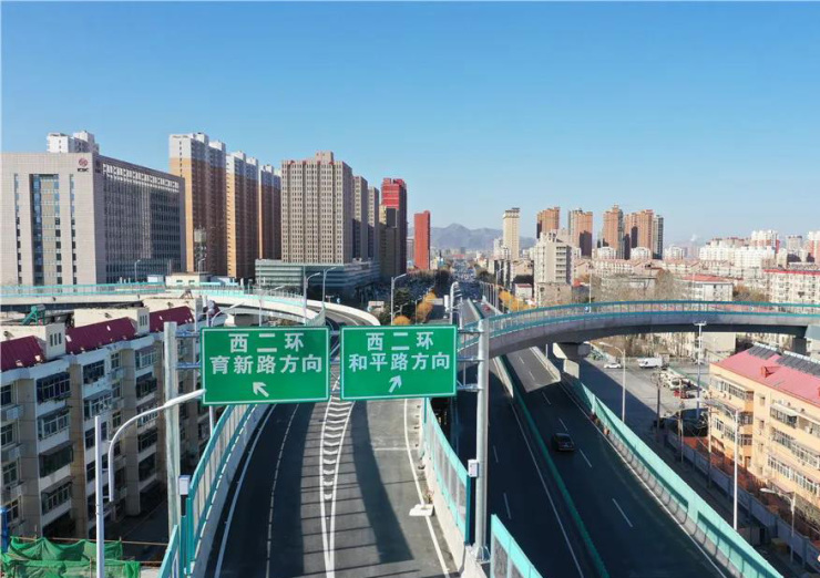 槐安路与西二环互通立交桥一期工程实拍(图片来源:石家庄发布)