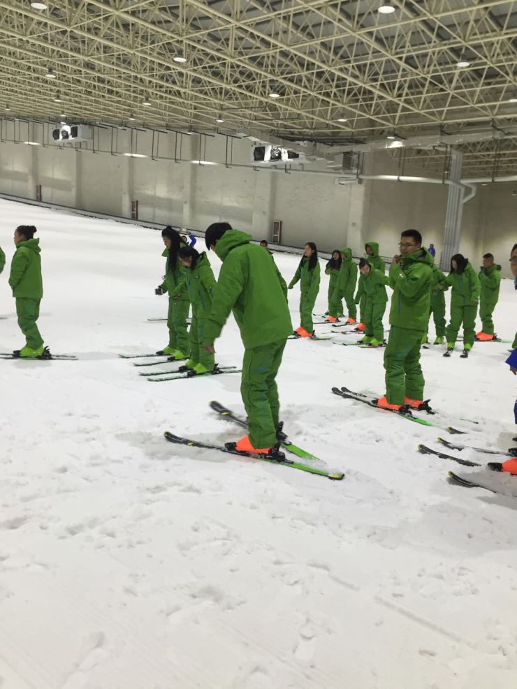 9月21日思达·欢乐谷滑雪馆媒体体验日