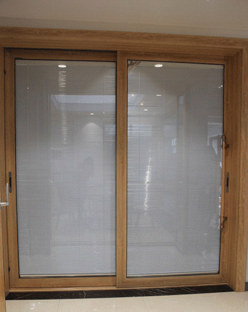 智能终端控制:智能手机远程超控家里门窗,灯等家具的自动开关