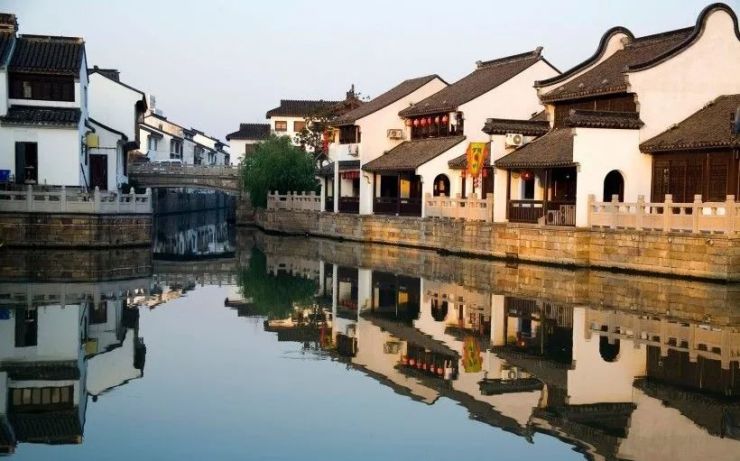 重构城市天际线 喜欢就会放肆,但是爱就是克制,苏州对城市建筑的克制