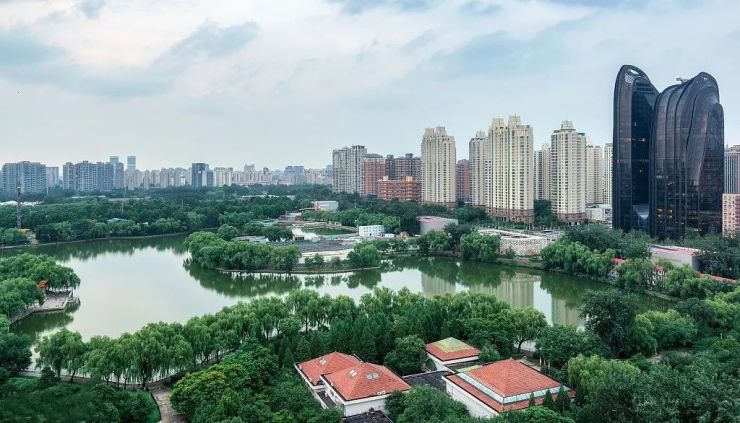 纽约·中央公园,北京·朝阳公园,苏州·金鸡湖,无数的城市居住标杆都