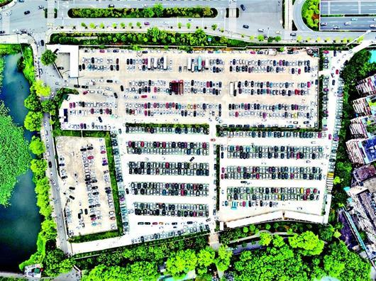 2日出城小高峰平稳度过 汉口站送客量再创新高