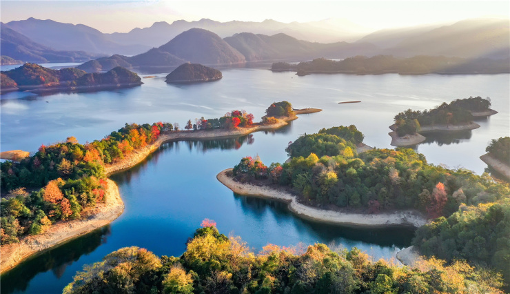 世界太平湖一席共澎湃丨绿地太平湖四期一线湖景新品发布