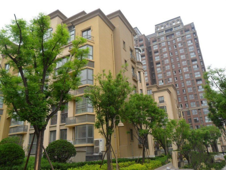 法拍房金水区普罗旺世小区比市场价低200万