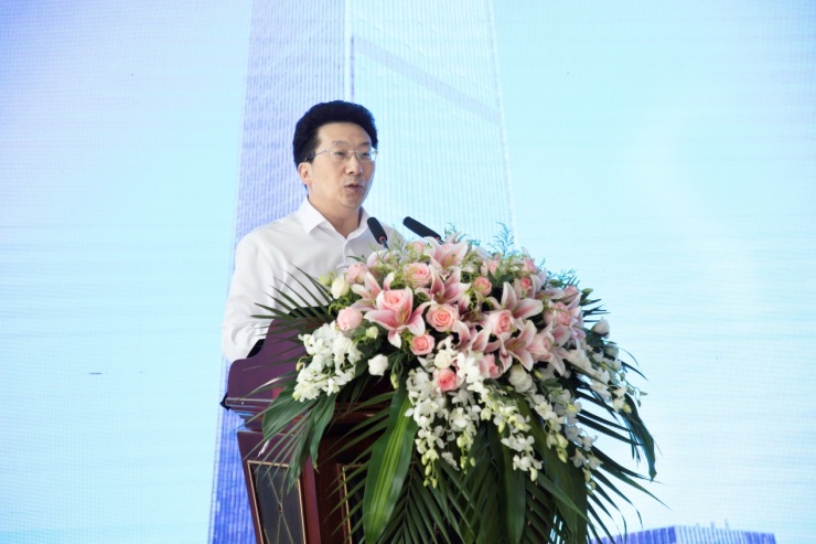 无锡经济开发区管委会副主任冯爱东致辞无锡经济开发区太湖街道办事处