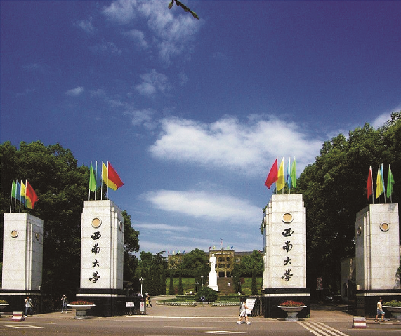 從幼兒園到大學都能讀名校的機會 就在觀雲海-昆明搜狐焦點