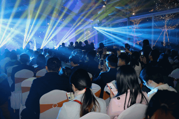 740_493gif 动态图 动图