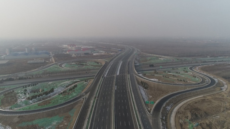 永定河孔雀城英国宫i【环京交通】新机场北线高速廊坊段通过交工