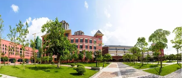 除了嘉和城校区是唯一一个涵盖了小学,中学的九年义务教育,堪称天桃