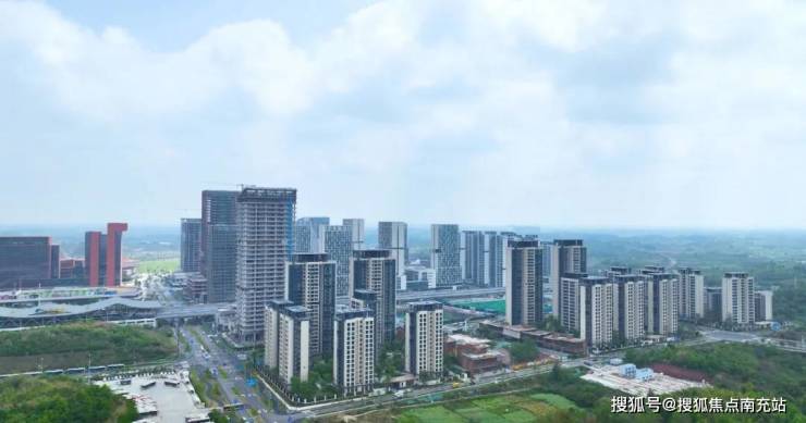 全方位楼盘测评、真实业主口碑与最新动态资讯一网打尽。PG电子麻将胡了试玩成都三岔TOD蔚澜之城售楼热线(图5)