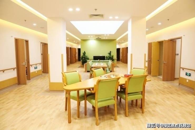 关于空军总医院、海淀区跑腿代挂专家号，预约成功再收费的信息