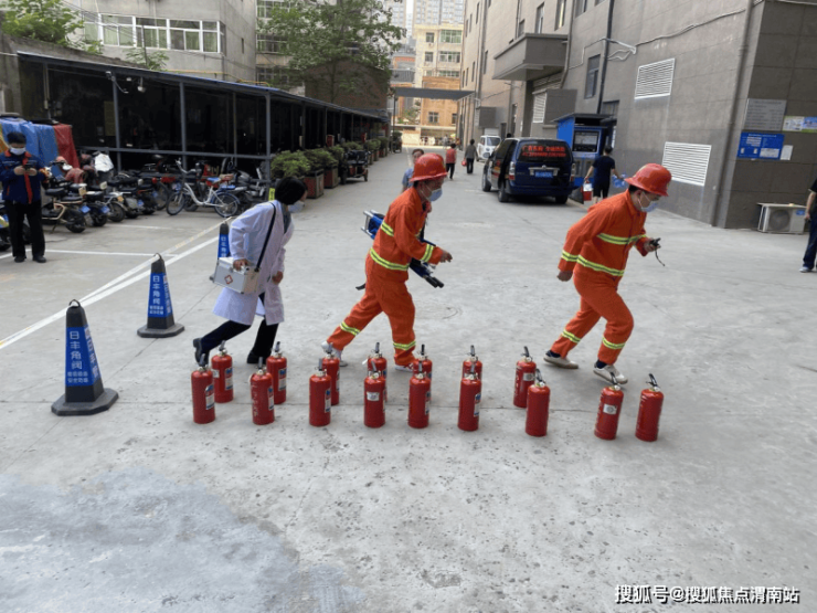 >防火防患于未然丨广青地产开展消防安全应季演练>(现场实拍图)演练前