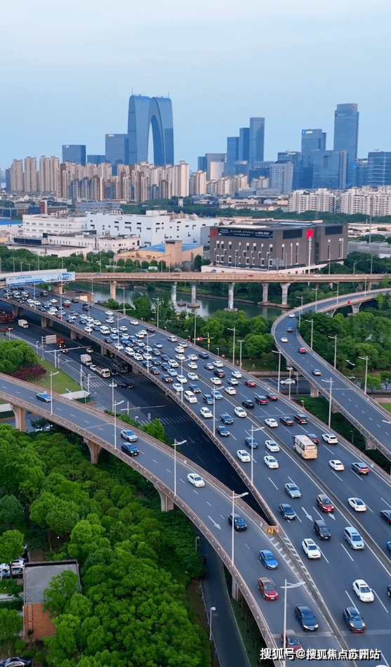 花語云萃售樓處電話地址蘇州中國鐵建花語云萃售樓處歡迎您花語云萃