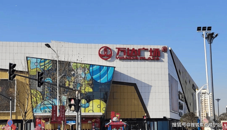 商业方面:项目周边有浦江万达广场,山钢和润旭辉里商圈,近享永辉超市