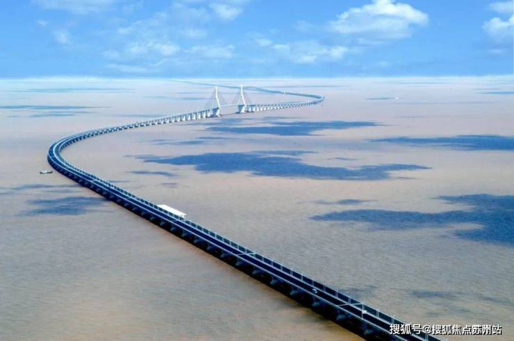 上海通达售楼热线:400-8862-334周边城市的东海大桥,杭州湾跨海大桥等