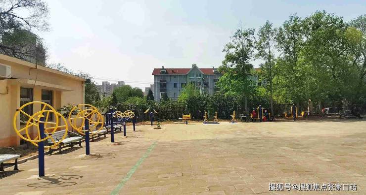 关于北京世纪坛医院、房山区跑腿代挂专家号，预约成功再收费的信息