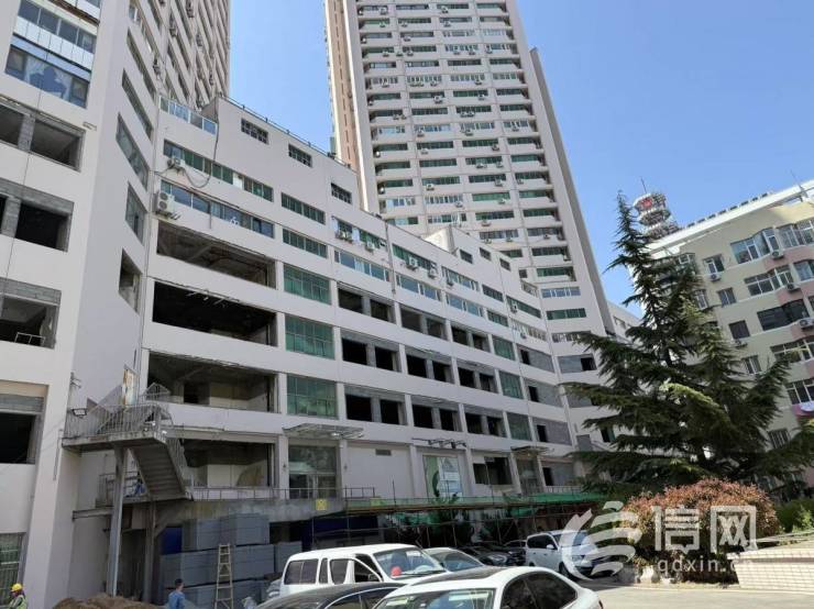 昔日巴黎春天将变身酒店 青岛王府井城市奥莱已注销(图2)
