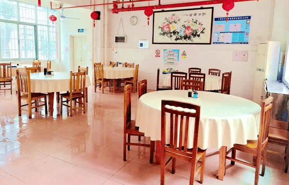 广州养老生活无忧:一方庭院(春晖)养老院中心服务介绍 + 地址预约(图1)