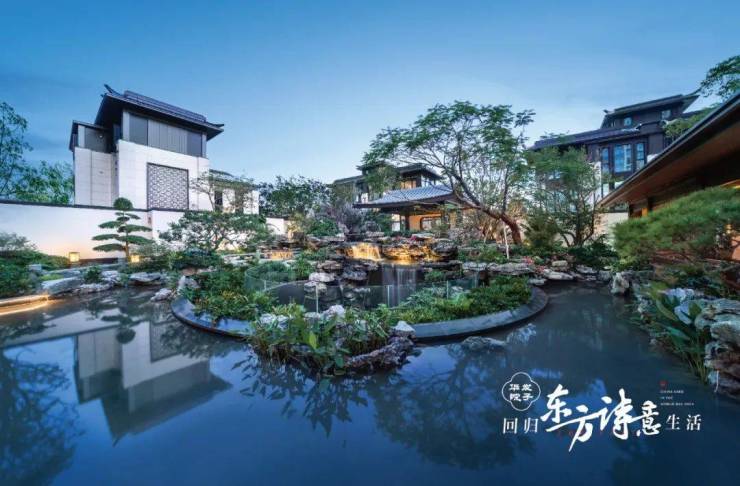 通过建筑,灰空间以及巷,道,廊,桥互相串联,将江南气韵融入岭南风骨,用