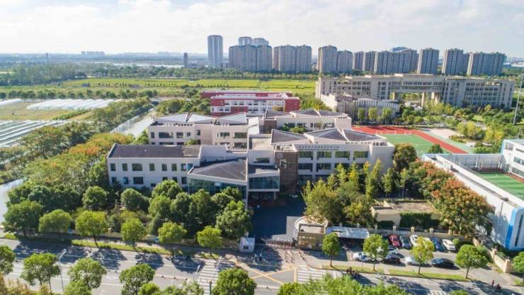 丹东房产>丹东房产资讯>丹东房产市场>兰香湖壹号(上海2024年最新发布