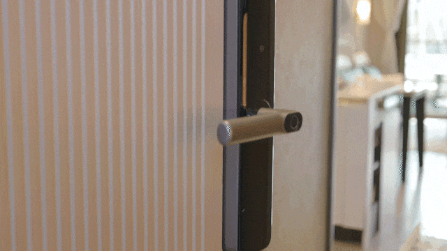 复合门 耶鲁智能电子锁,洞察城市菁英的海派情愫,感知科技智慧的创造