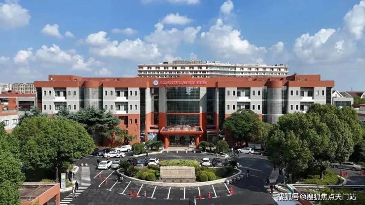 同悦湾璟庭(售楼处)官方电话上海同悦湾璟庭售楼中心前台电线楼盘百科楼盘官方网站测评中心电话来电预约看房(图25)