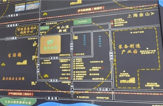 【官网】《蓝庭景园》 品鉴热线:40000-88656转接8888【品鉴中心】
