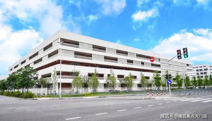 同悦湾璟庭(售楼处)官方电话上海同悦湾璟庭售楼中心前台电线楼盘百科楼盘官方网站测评中心电话来电预约看房(图26)