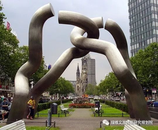 脑洞大开的创意城市雕塑