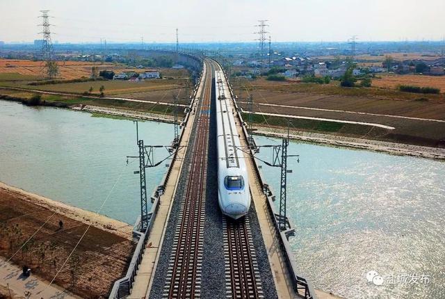 定了青盐铁路年内开通盐城首开动车下月5日起实行新列车运行图