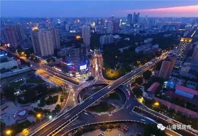 郑州2019年GDP过万亿,房地产还能贡献4成么