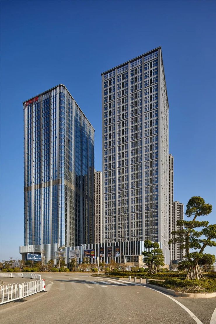 众鑫作品湾区地标蓄势待启上实泉州海上海c82商办项目现场实景