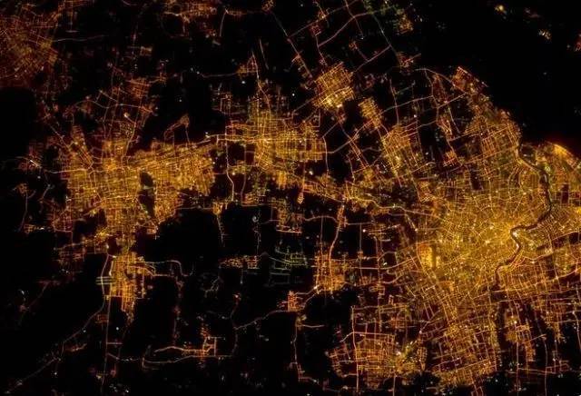 有GIS有意思运用夜灯与社交数据一眼识破北上